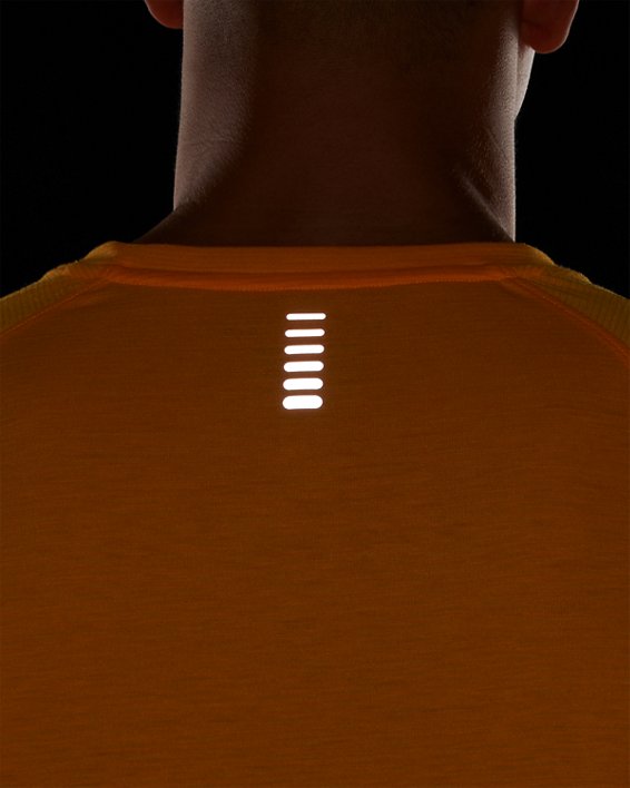 Men's UA Streaker Run Short Sleeve, Orange, pdpMainDesktop image number 3